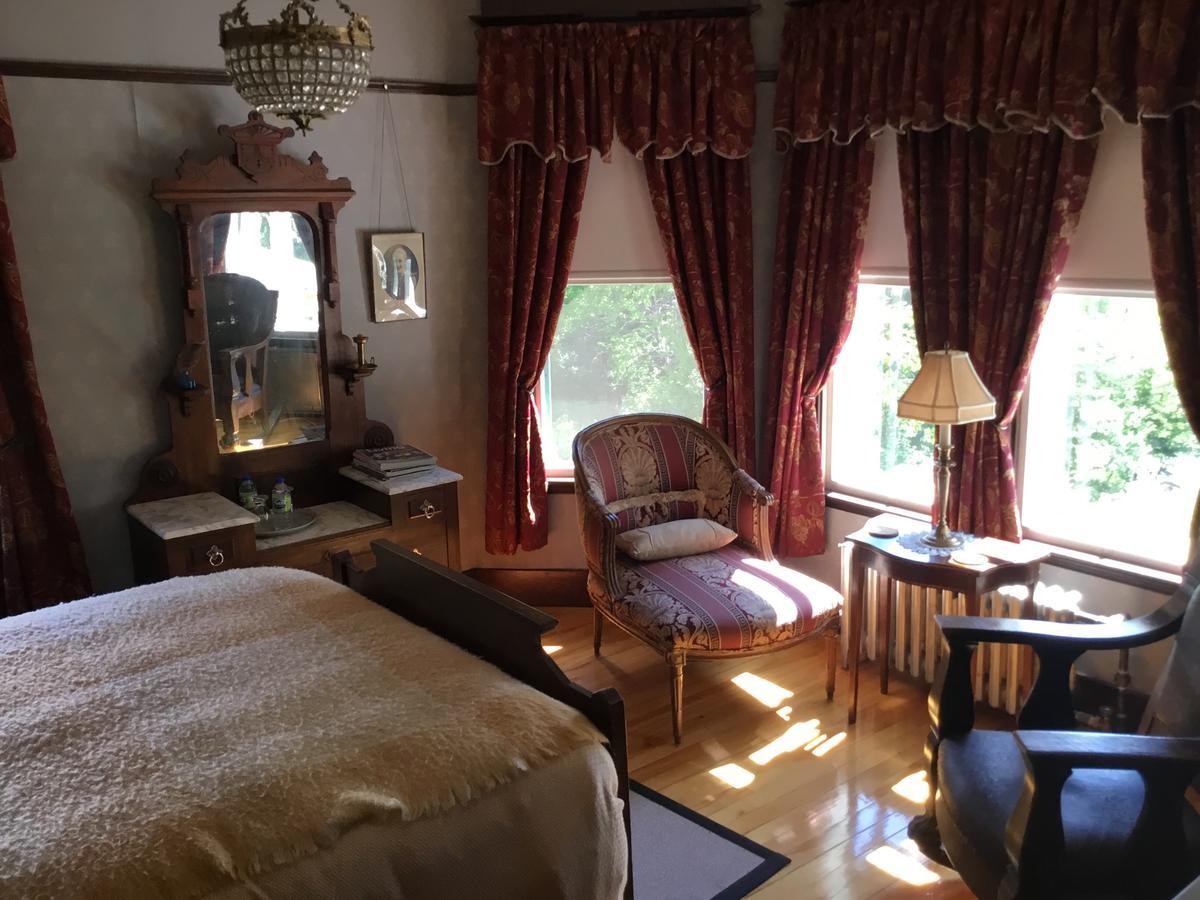 Auberge Taylor Manor Saint-Georges Zewnętrze zdjęcie