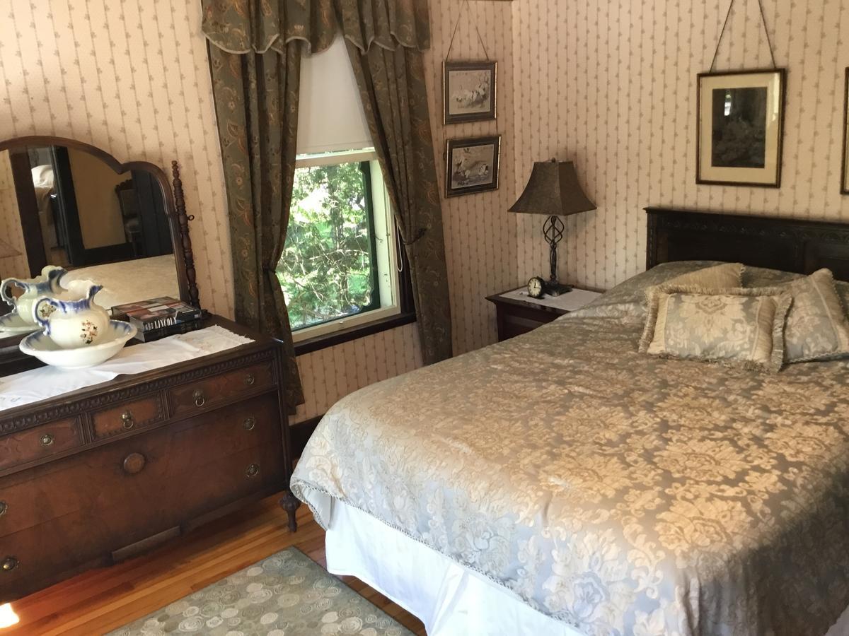 Auberge Taylor Manor Saint-Georges Zewnętrze zdjęcie